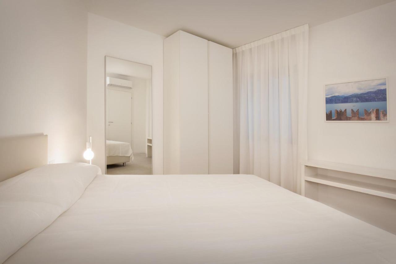 Apartment Azzurro Torri Del Benaco Zewnętrze zdjęcie